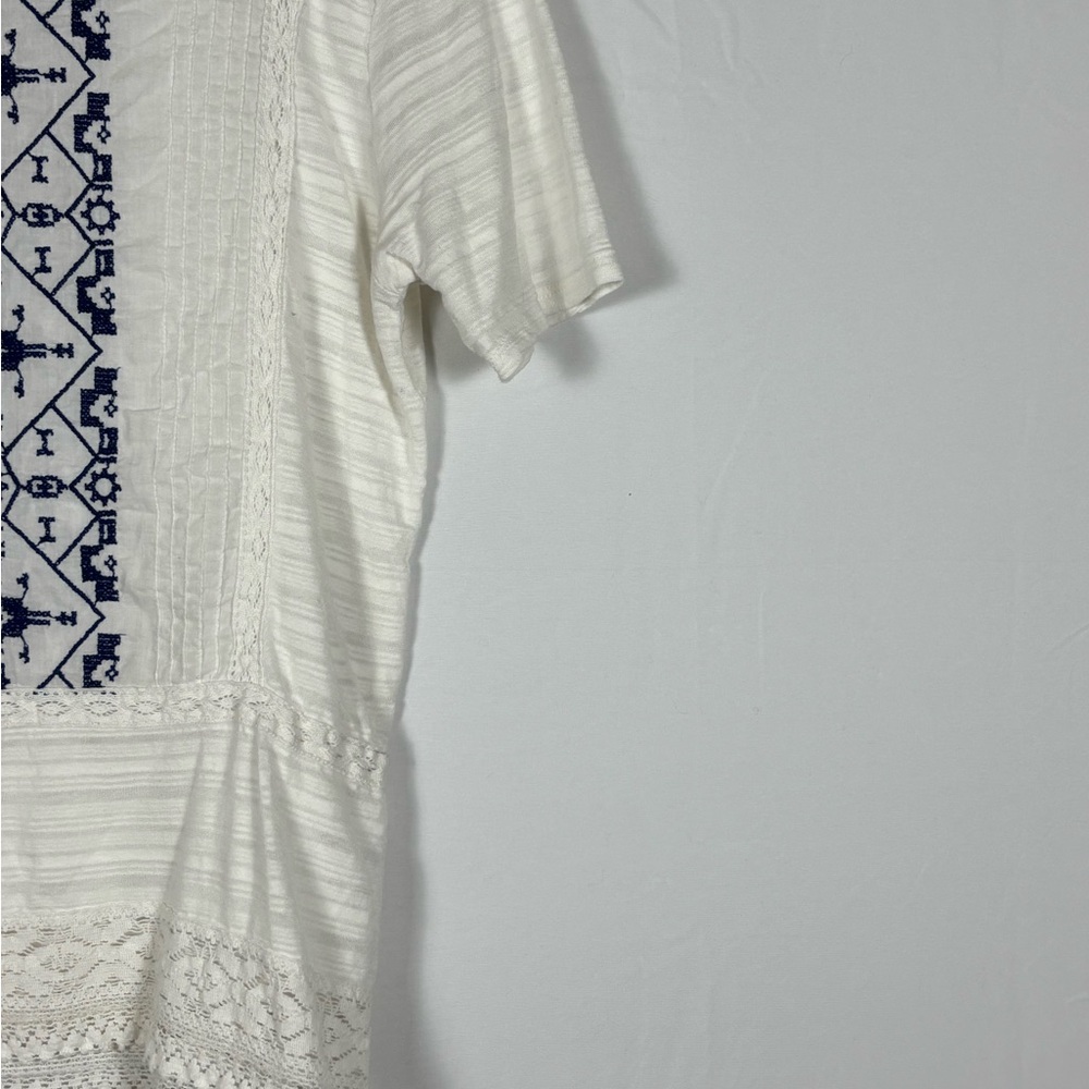 Lucky Brand Top Blouse Boho White Blue Embroidered Peasant- S - Picture 6 of 12